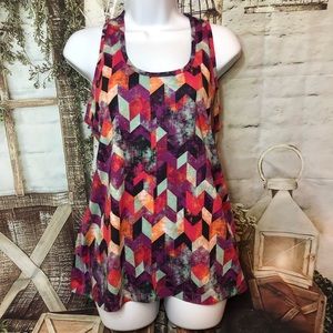 Lukka Chevron print racerback scoop neck workout tank Medium abstract artsy